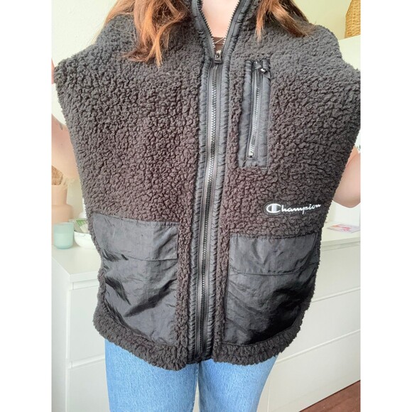 Champion | Black‎ Sherpa Zip-Up Vest | Cozy Fleece Layer | Size Large - Picture 6 of 9